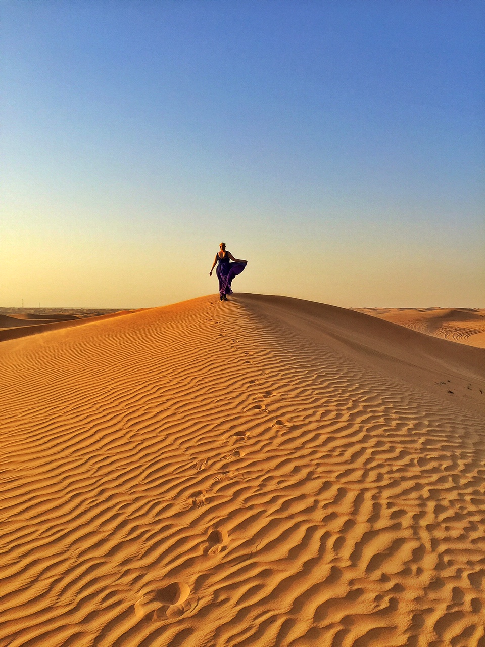 Dubai Emirates Desert Tour Abstract Heaven